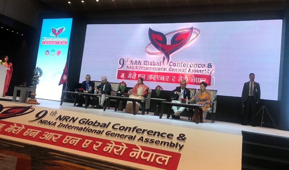 सडक सुरक्षा सम्बन्धी पुस्तक हस्तान्तरण तथा छलफल कार्यक्रम सम्पन्न