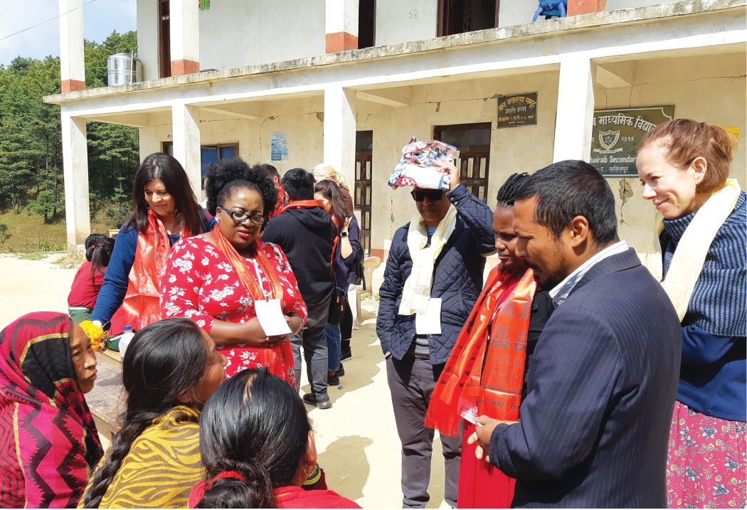 टिच फर नेपालद्वारा शैक्षिक अभियानमा साथ दिने बैंक तथा व्यवसायिक प्रतिष्ठानलाई सम्मान