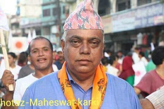 बुढीले पनि नमान्ने वडा नेताले छिमेकीलाई हेपे